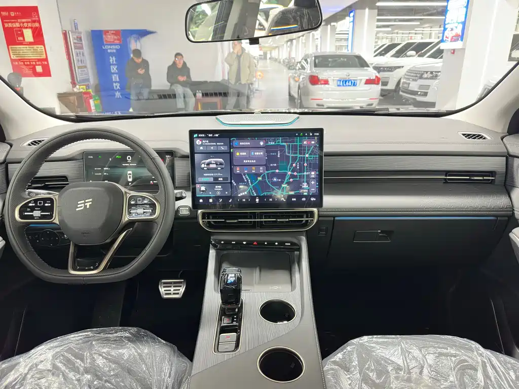 Jetour Shanhai Jetour Shanhai L9 2024 1.5TD 2DHT Executive Edition 5-seat 2026 - thumbnail 13