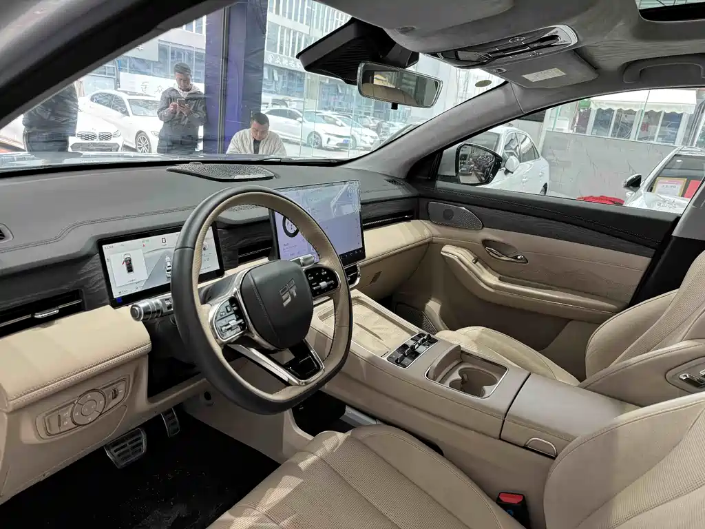 Jetour Shanhai Jetour Shanhai L9 2025 1.5TD 2DHT Flagship 6-seat 2025 - thumbnail 6