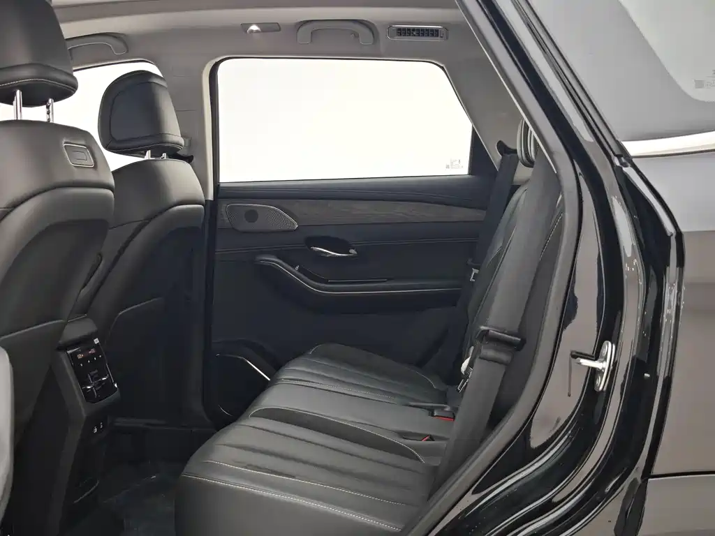 Jetour Shanhai Jetour Shanhai L9 2025 1.5TD 2DHT Luxury Edition 7 Seats 2025 - thumbnail 8