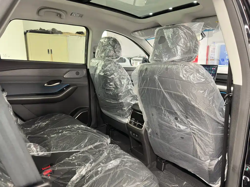 Jetour Shanhai Jetour Shanhai L9 2024 1.5TD 2DHT Executive Edition 5-seat 2026 - thumbnail 23