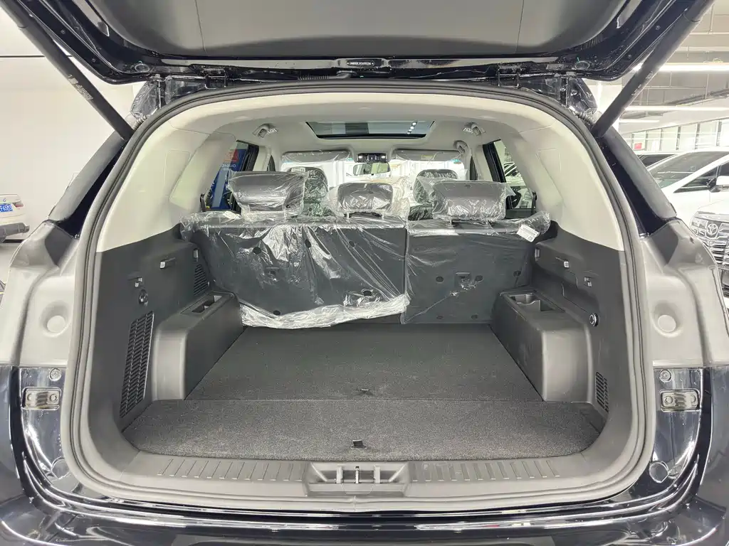 Jetour Shanhai Jetour Shanhai L9 2024 1.5TD 2DHT Executive Edition 5-seat 2026 - thumbnail 26