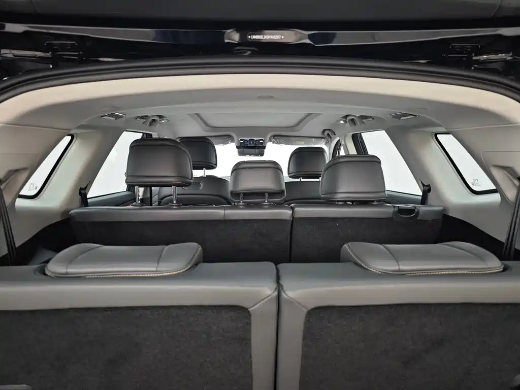 Jetour Shanhai Jetour Shanhai L9 2025 1.5TD 2DHT Luxury Edition 7 Seats 2025 - thumbnail 13