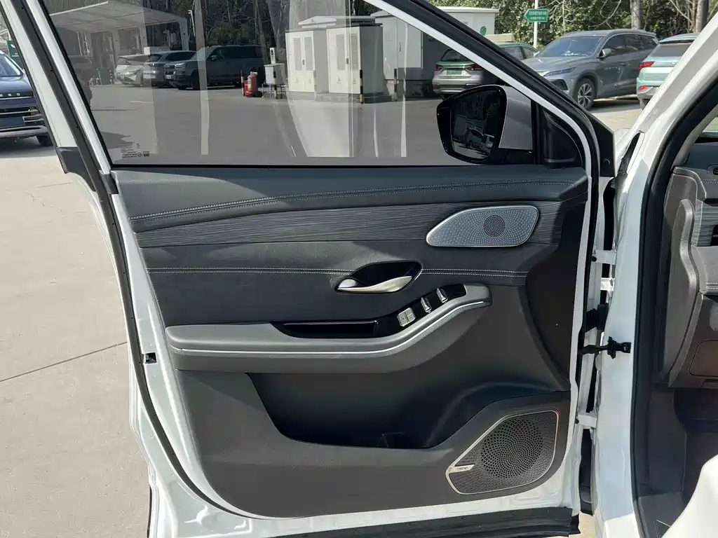 Jetour Shanhai Jetour Shanhai L9 2024 1.5TD 2DHT Pro 7-seater 2024 - thumbnail 13