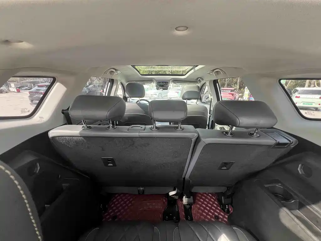 Jetour Shanhai Jetour Shanhai L9 2024 1.5TD 2DHT Pro 7-seater 2024 - thumbnail 18