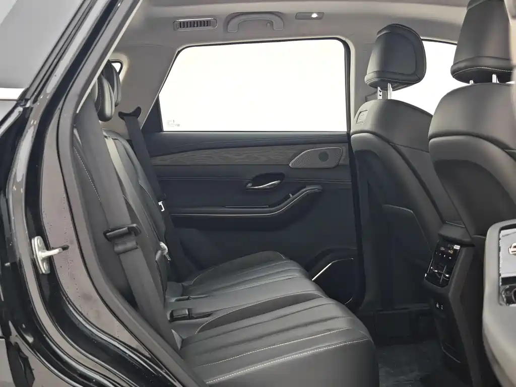 Jetour Shanhai Jetour Shanhai L9 2025 1.5TD 2DHT Luxury Edition 7 Seats 2025 - thumbnail 24
