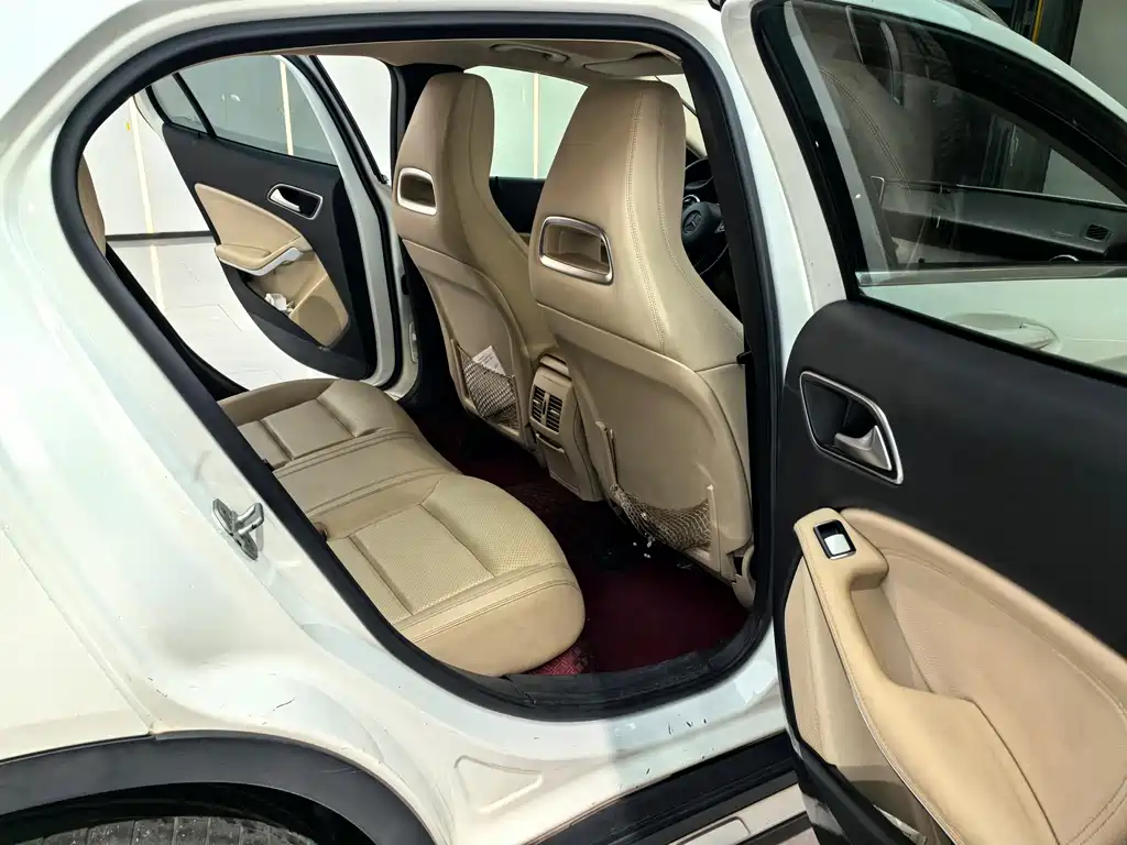 Mercedes-Benz Mercedes-Benz GLA 2016 GLA 200 Sport Edition 2017 - thumbnail 7