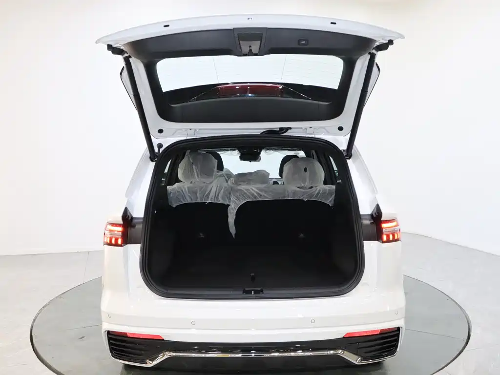 Geely Auto Geely Xingyue L 2024 2.0TD DCT EVO FWD Long Range Edition 2026 - thumbnail 15