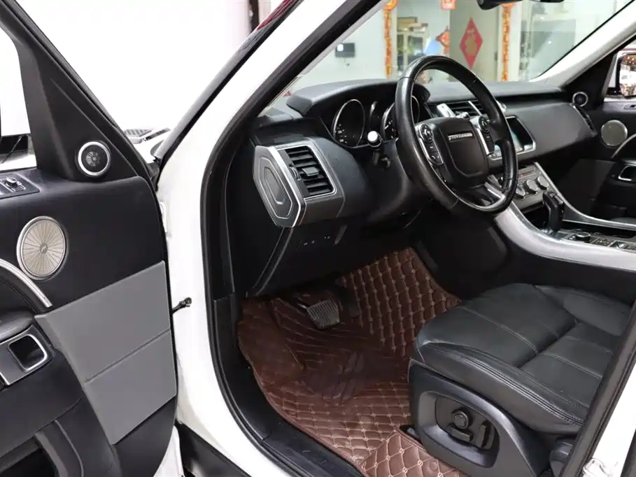 Land Rover Range Rover Sport 2017 3.0 SC V6 SE 2018 - thumbnail 9