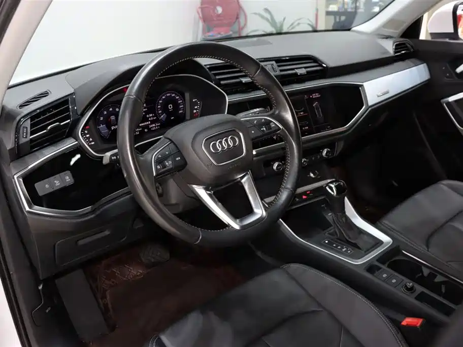 Audi Audi Q3 2019 35 TFSI Advanced Elegant 2020 - thumbnail 10