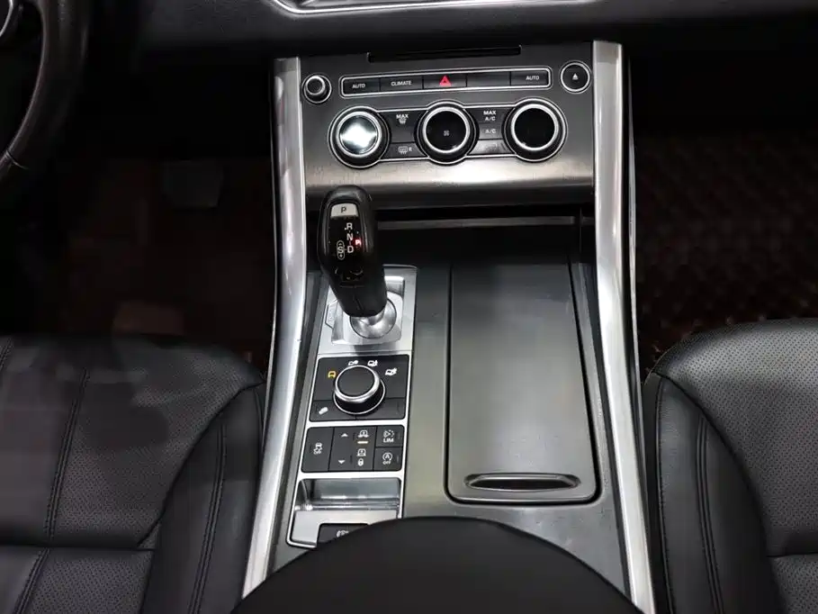 Land Rover Range Rover Sport 2017 3.0 SC V6 SE 2018 - thumbnail 15