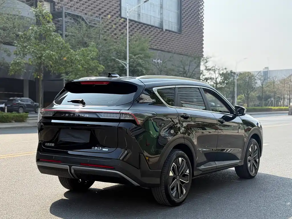 Jetour Shanhai Jetour Shanhai L7 2024 1.5T 120km MAX 5-seater 2025 - thumbnail 6