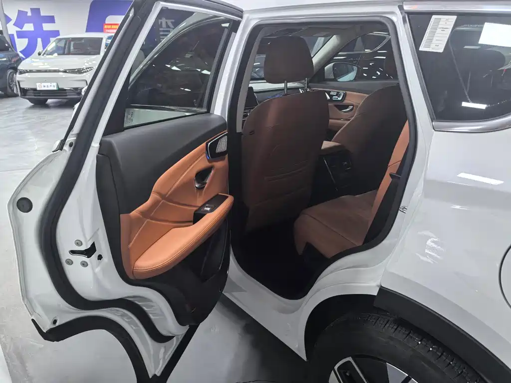 Jetour Shanhai Jetour Shanhai L7 2024 1.5T 120km ULTRA 7-seater 2025 - thumbnail 10