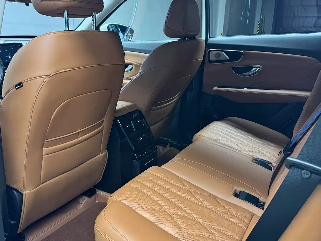 Jetour Shanhai Jetour Shanhai L7 2024 1.5T 120km ULTRA 5-seater 2024 - thumbnail 4