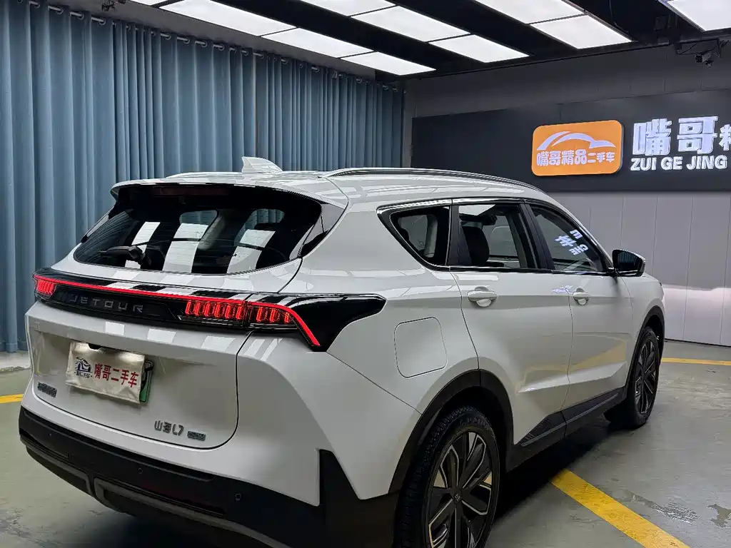 Jetour Shanhai Jetour Shanhai L7 2024 1.5T 120km ULTRA 5-seater 2024 - thumbnail 7