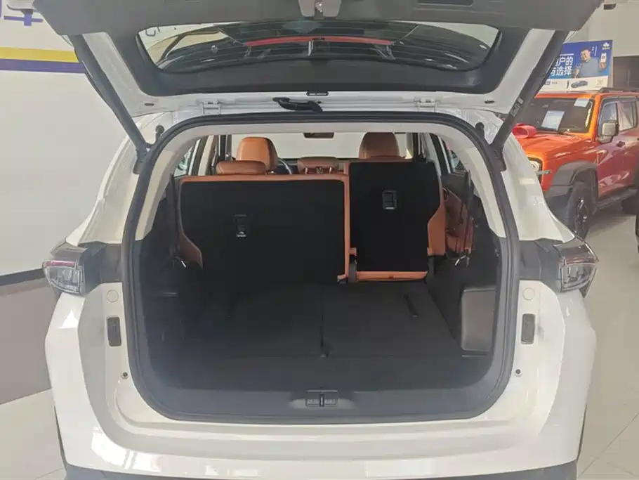Jetour Shanhai Jetour Shanhai L7 2024 1.5T 120km ULTRA 7-seater 2025 - thumbnail 4
