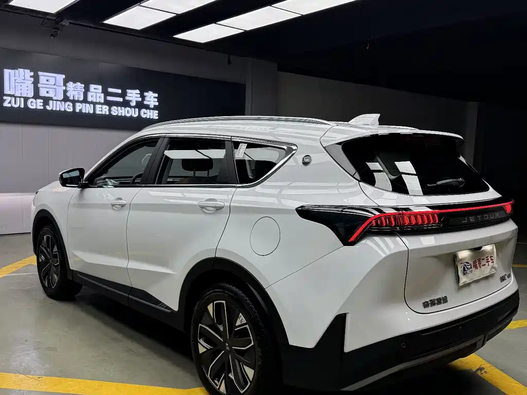 Jetour Shanhai Jetour Shanhai L7 2024 1.5T 120km ULTRA 5-seater 2024 - thumbnail 9