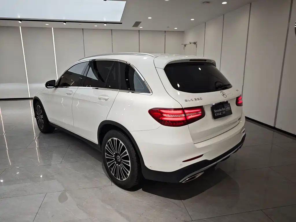 Mercedes-Benz Mercedes-Benz GLC 2018 GLC 260 4MATIC Sport Edition 2018 - thumbnail 10