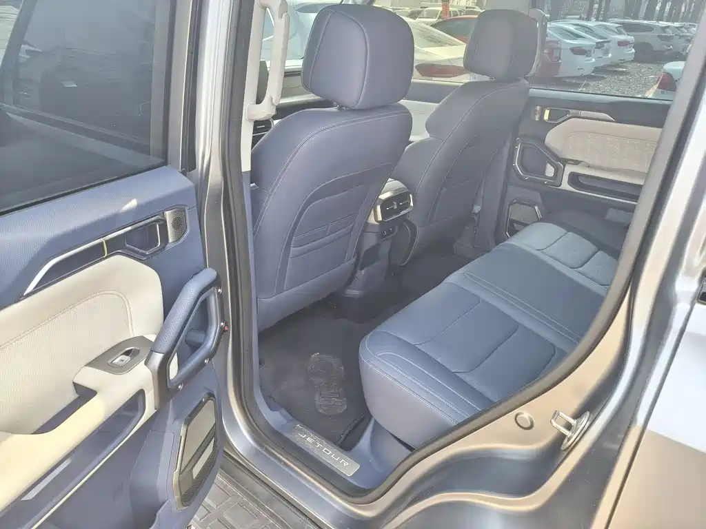 Jetour Shanhai Jetour Traveler C-DM 2024 C-DM 129KM Forest Edition 2024 - thumbnail 9