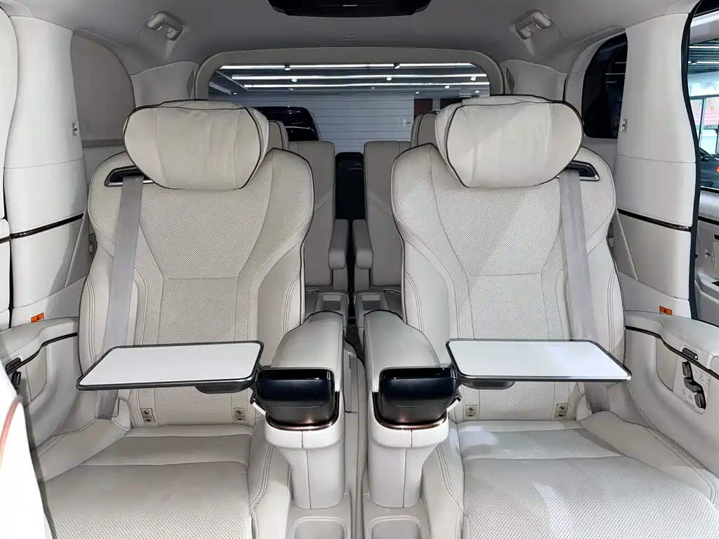 Lexus Lexus LM 2023 500h Six-Seat Luxury Version 2024 - thumbnail 12