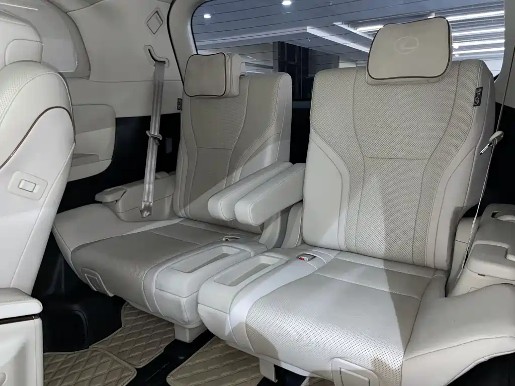 Lexus Lexus LM 2023 500h Six-Seat Luxury Version 2024 - thumbnail 14