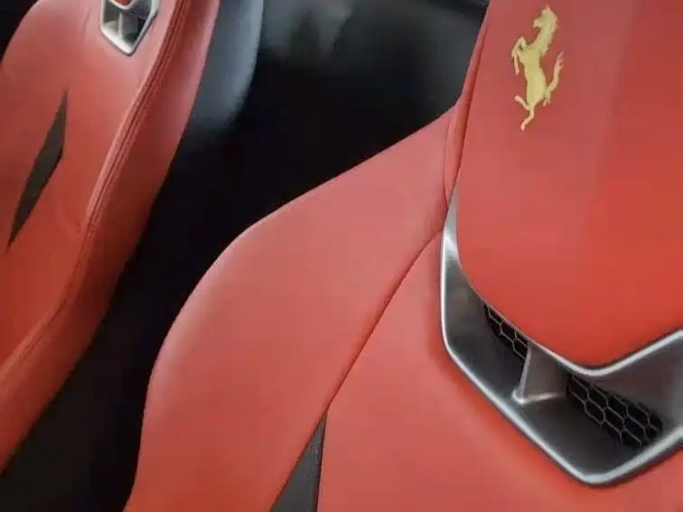 Ferrari Ferrari 296 2021 3.0T V6 GTB 2023 - thumbnail 4