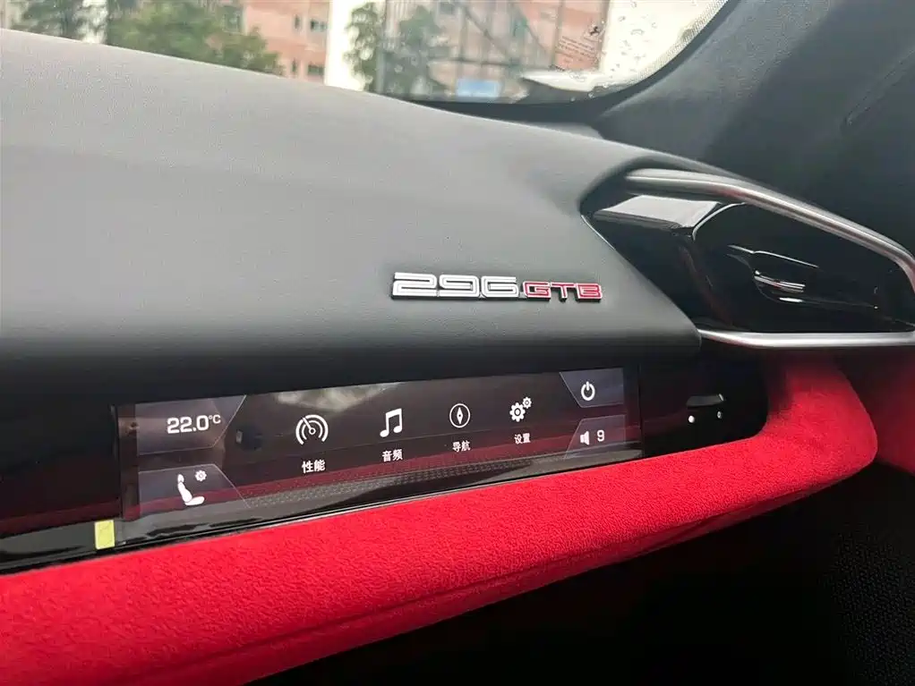 Ferrari Ferrari 296 2021 3.0T V6 GTB 2023 - thumbnail 6