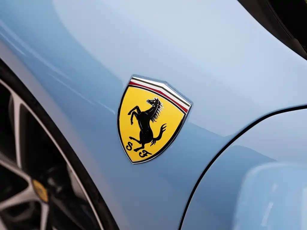 Ferrari Ferrari 296 2022 3.0T V6 GTS 2024 - thumbnail 2