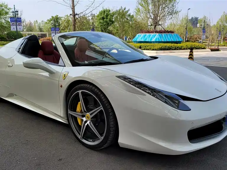 Ferrari Ferrari 458 2013 4.5L Spider 2014 - thumbnail 3