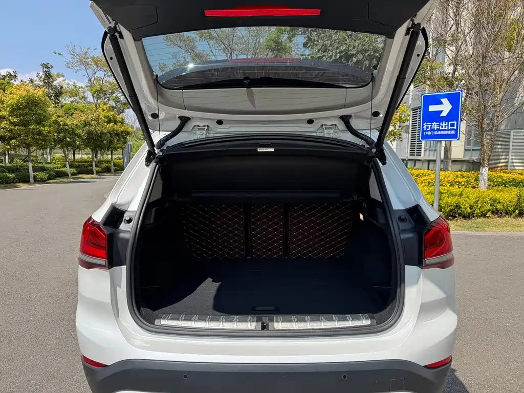 BMW BMW X1 2020 sDrive20Li Fashion Edition 2020 - thumbnail 8
