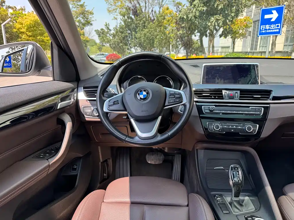 BMW BMW X1 2020 sDrive20Li Fashion Edition 2020 - thumbnail 12