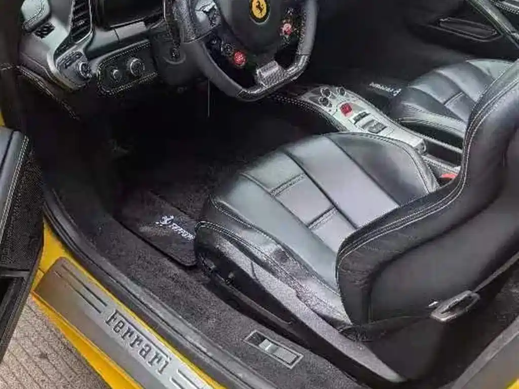 Ferrari Ferrari 458 2013 4.5L Spider 2013 - thumbnail 3