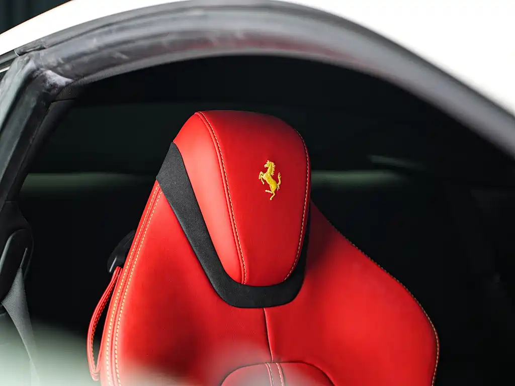 Ferrari Roma 2020 3.9T V8 2021 - thumbnail 14