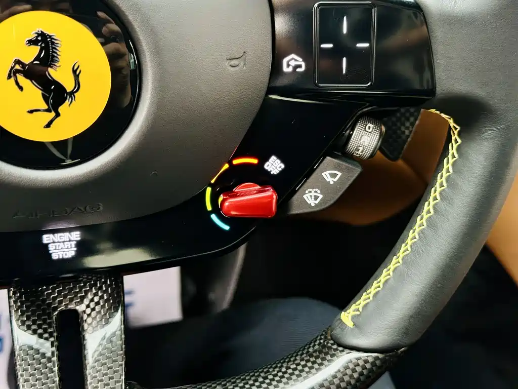 Ferrari Roma 3.9T V8 2025 - thumbnail 16
