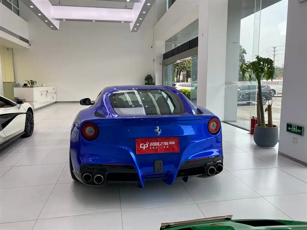 Ferrari F12berlinetta 2013 6.3L Standard 2013 - thumbnail 8