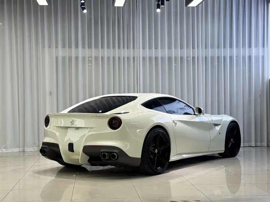Ferrari F12berlinetta 2013 6.3L Standard 2014 - thumbnail 3