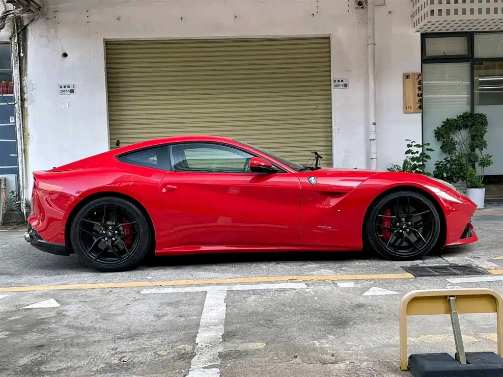 Ferrari F12berlinetta 2013 6.3L Standard 2013 - thumbnail 6