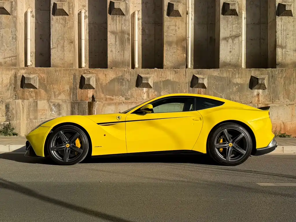 Ferrari F12berlinetta 2013 6.3L Standard 2013 - thumbnail 3