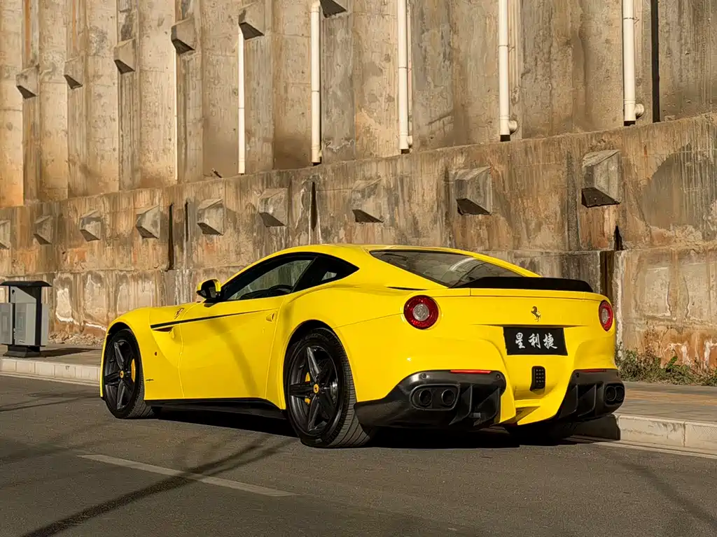 Ferrari F12berlinetta 2013 6.3L Standard 2013 - thumbnail 4
