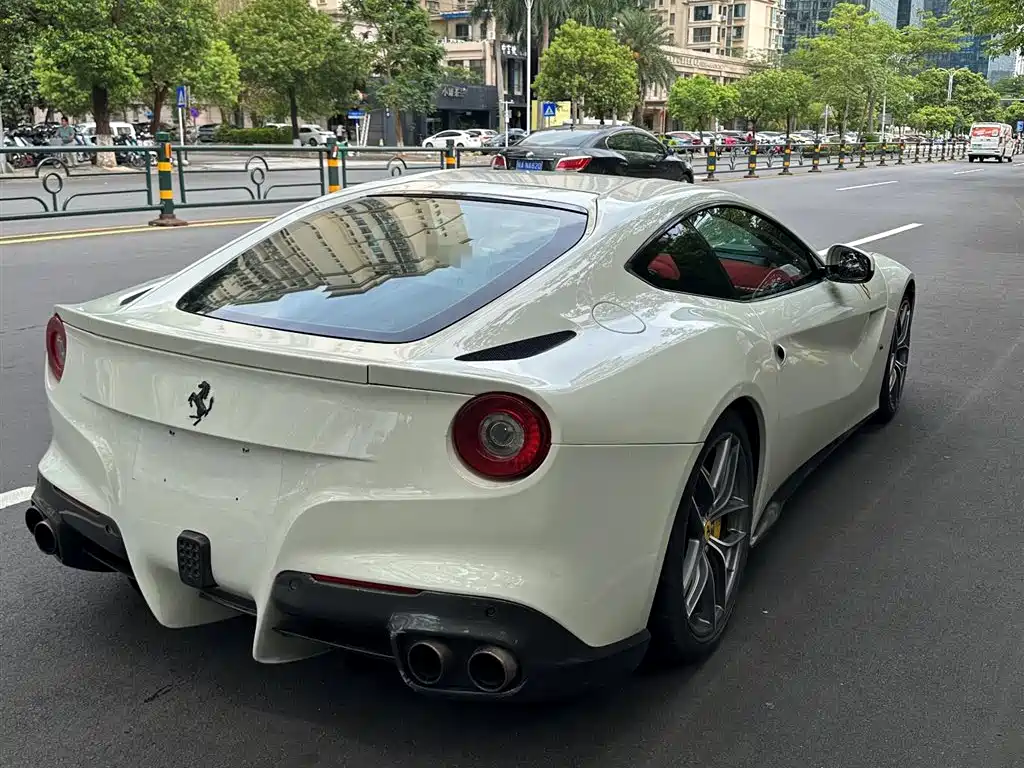 Ferrari F12berlinetta 2013 6.3L Standard 2013 - thumbnail 3
