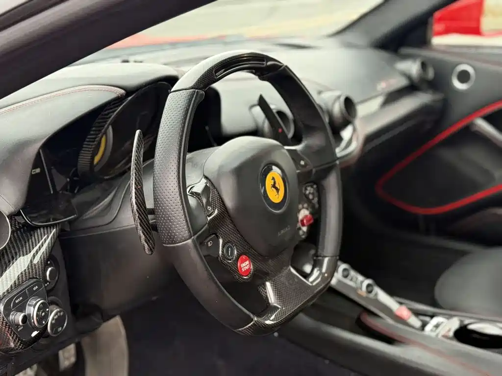 Ferrari F12berlinetta 2013 6.3L Standard 2015 - thumbnail 3