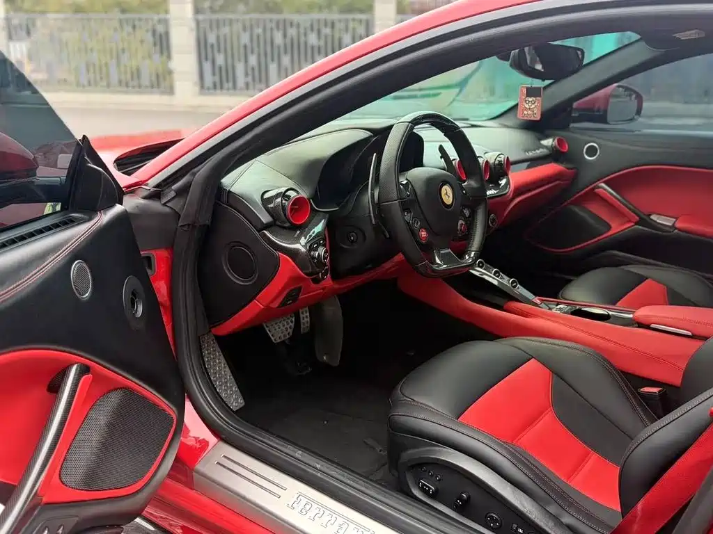 Ferrari F12berlinetta 2013 6.3L Standard 2016 - thumbnail 10