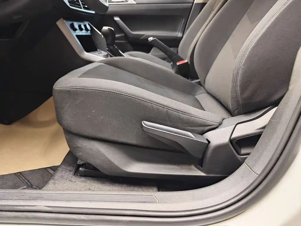 Volkswagen Volkswagen Polo 2023 Plus 1.5L Automatic Comfort Edition 2023 - thumbnail 10
