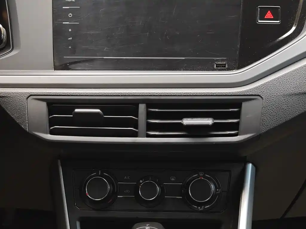 Volkswagen Volkswagen Polo 2023 Plus 1.5L Automatic Comfort Edition 2023 - thumbnail 16