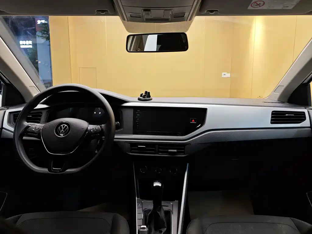 Volkswagen Volkswagen Polo 2023 Plus 1.5L Automatic Comfort Edition 2023 - thumbnail 18