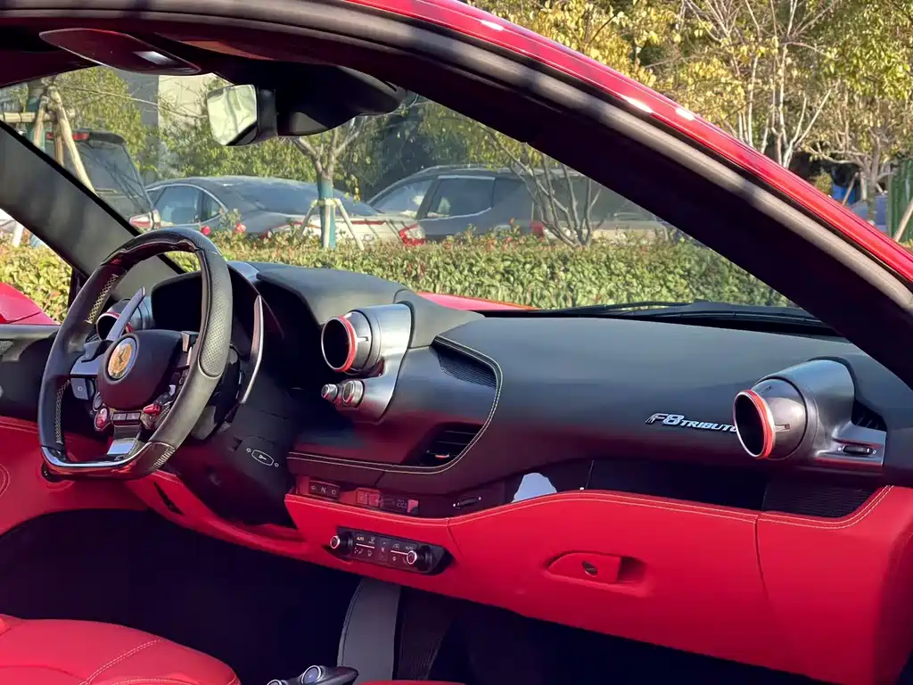 Ferrari Ferrari F8 2019 Tributo 3.9T V8 2021 - thumbnail 4