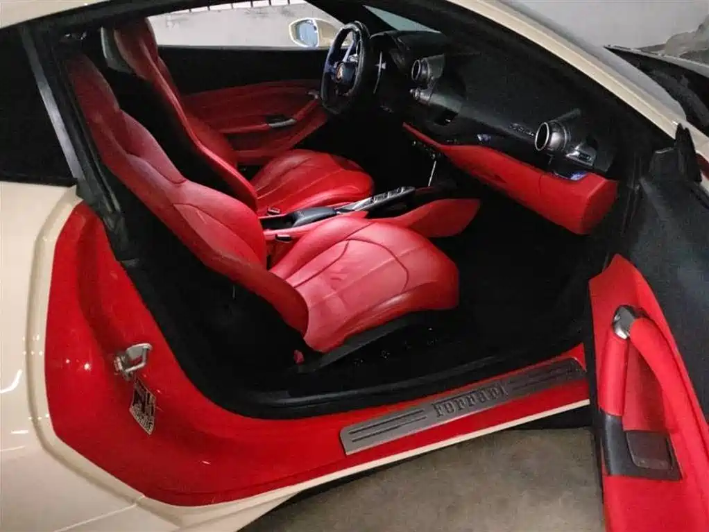 Ferrari Ferrari F8 2019 Tributo 3.9T V8 2021 - thumbnail 10