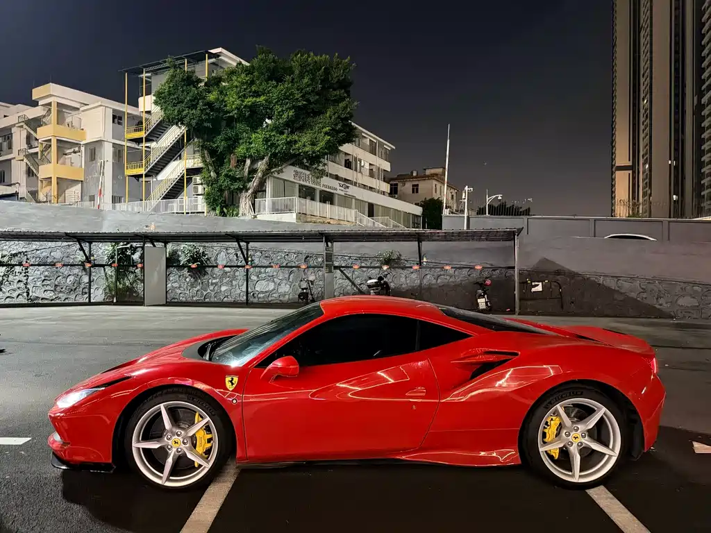 Ferrari Ferrari F8 2019 Tributo 3.9T V8 2022 - thumbnail 5