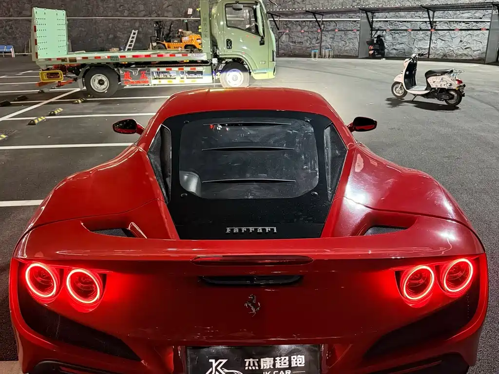 Ferrari Ferrari F8 2019 Tributo 3.9T V8 2022 - thumbnail 6