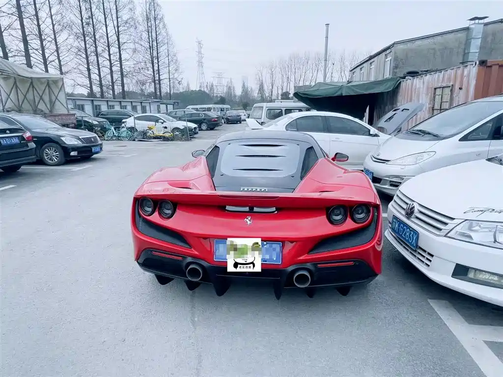 Ferrari Ferrari F8 Tributo 3.9T V8 2022 - thumbnail 9