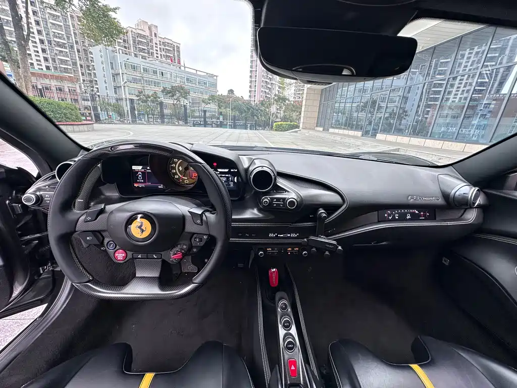 Ferrari Ferrari F8 Tributo 3.9T V8 2021 - thumbnail 7